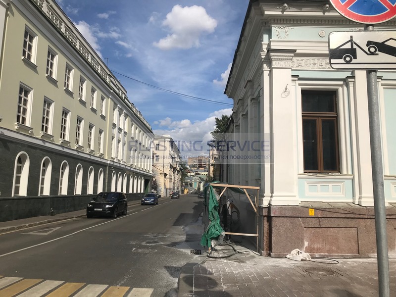 Смоленский бульвар - чистка фасада здания